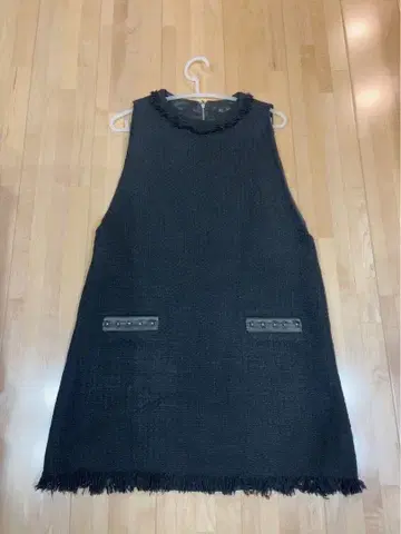 프린지 블랙 슬리브리스 미니 원피스