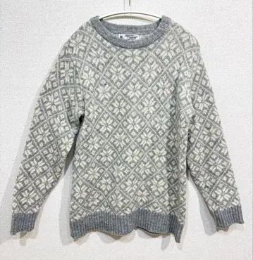 노아 이스터리 스노우 패턴 크루넥 니트 스웨터 눈꽃 패턴