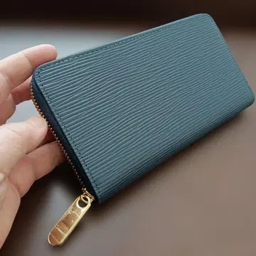 다크 네이비 에피 장지갑 골드 지퍼