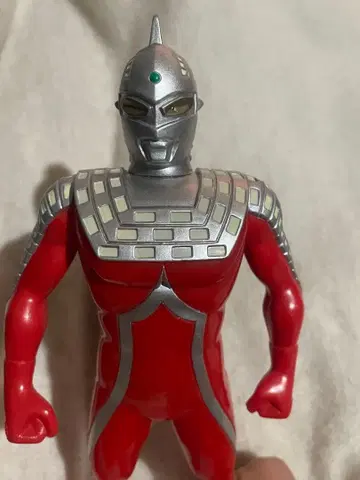 울트라맨 시리즈 피규어 빨간 울트라맨 세븐