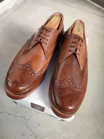 미사용 하인리히딘케라커 코도반 8.5 RIO