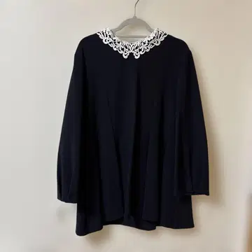 레이스 옷깃 네이비 긴팔 셔츠