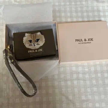 PAUL & JOE 고양이 자수 패스케이스 고양이 자수 새상품