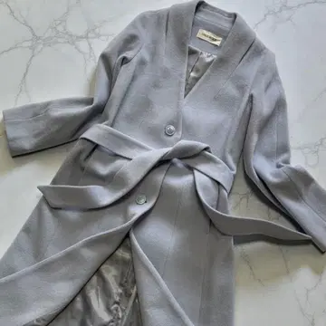 컨디션 최상 MISCH MASCH 라이트 블루 롱 코트 노카라 울