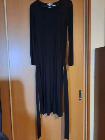 새상품급 스포티프 니트 원피스 S 블랙