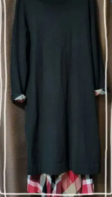 38 블랙과 빨간색 체크 무늬 스커트 셋업