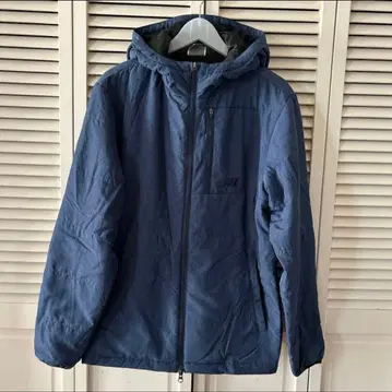 뉴발란스 충전솜 후드티 나일론 자켓 네이비 L 사이즈
