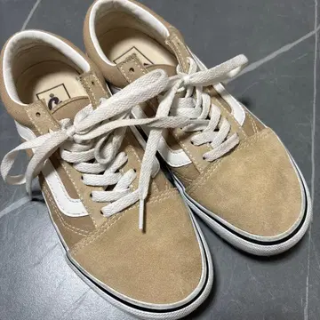 VANS 베이지 스웨이드 스니커즈 23.5