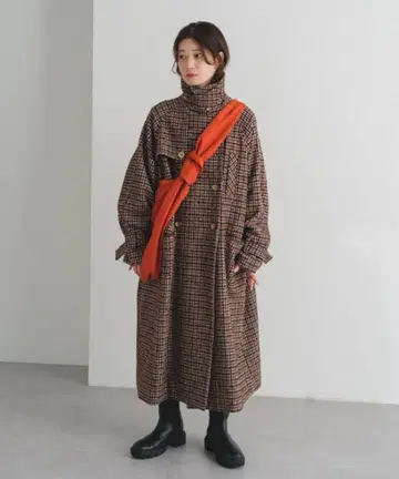 카스타네 하이넥 롱 코트