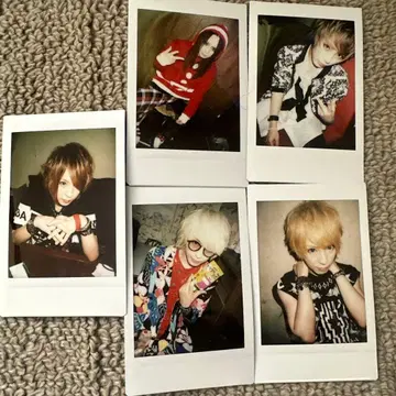 ACME DIV CHISA 폴라로이드