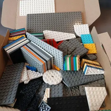 33 LEGO 플레이트 부품 묶음 판매