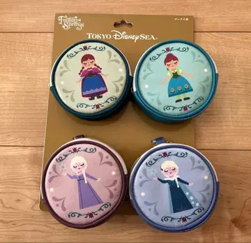 새상품 도쿄 디즈니 리조트 안나와 엘사 파우치 4개 세트