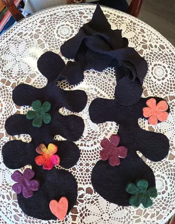 펠트 플라워 머플러