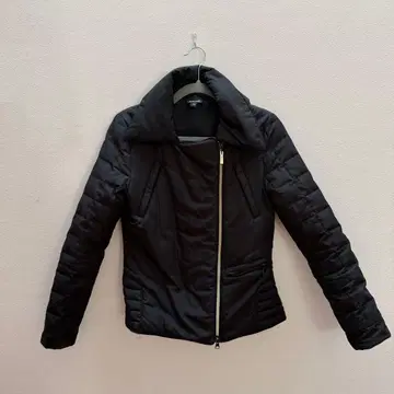 블랙 퀼팅 자켓 (퍼 포함)