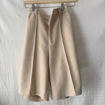 JEAN 베이지 가우초 팬츠 사이즈 F