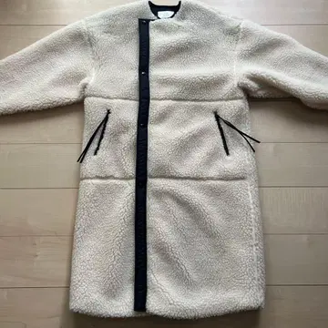 HYKE 페이크 보아 코트