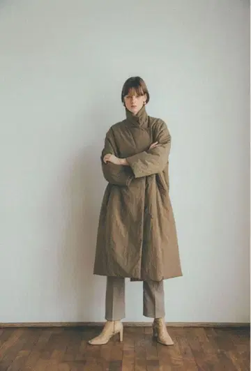 CLANE 컬러 다운 체스터 코트 사이즈 1