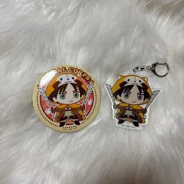 라스칼 콜라보 틀 진격의 거인 리바이 캔뱃지&키링 세트