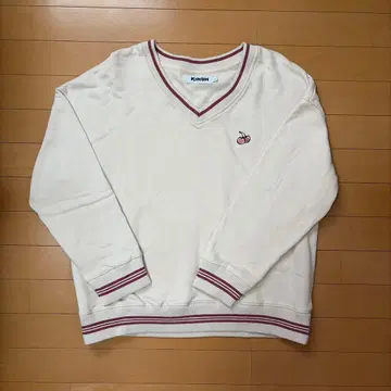 키르시 V넥 스몰 체리 스웨트 셔츠 트레이닝복