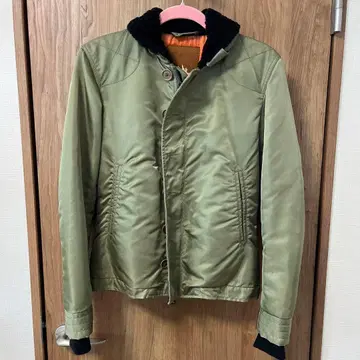 올리브 그린 밀리터리 자켓 XS