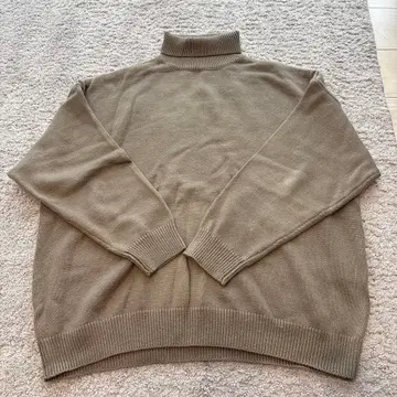 프릭스스토어 한정판 전개 빅 실루엣 이지케어 터틀넥 니트