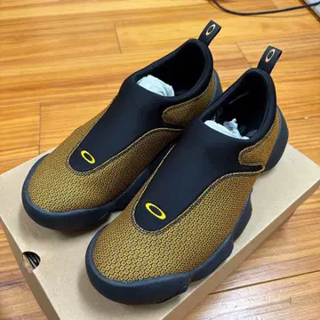 BRAIN DEAD OAKLEY FACTORY TEAM 28 cm