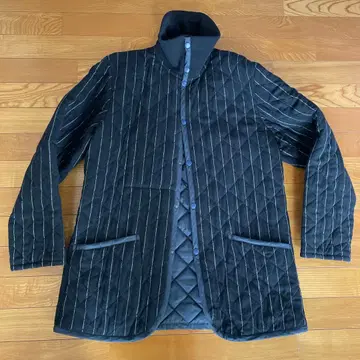 캐시미어 울 블랙 스트라이프 퀼팅 자켓 투모로우랜드