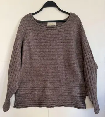 Glam Lips 리브 니트 스웨터