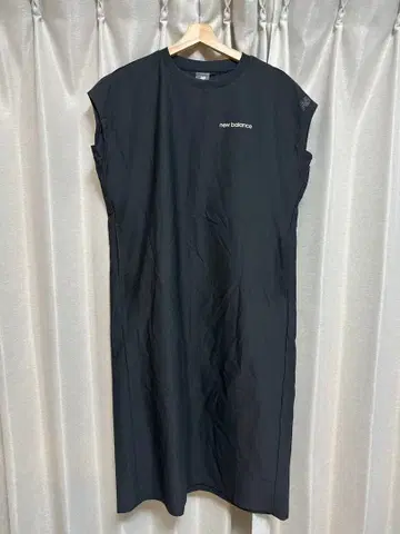 뉴발란스 원피스