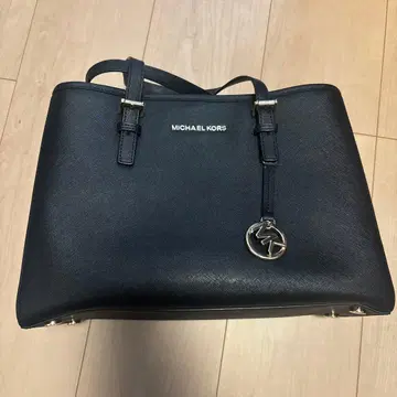 MICHAEL KORS 블랙 토트백