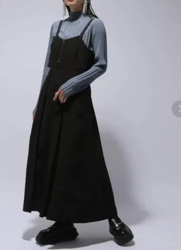 hare 컷 아웃 점프 스커트 블랙09