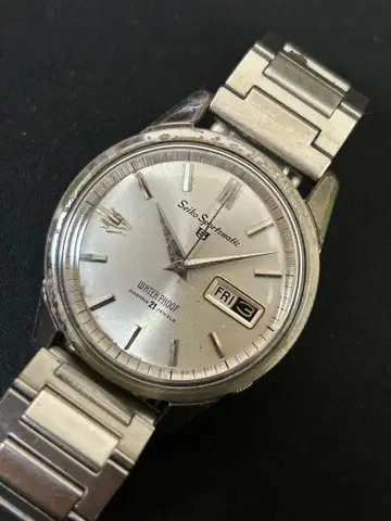 Seiko 스포츠 매틱 5. 자동 와인딩