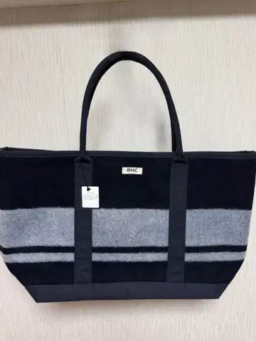 RHC 론 헤르만 니들 펀치 토트백 네이비