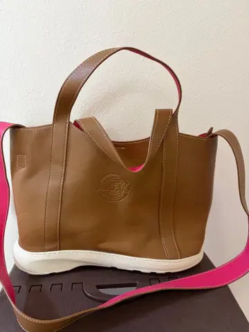 RSW 브라운 숄더백 미겔 씨