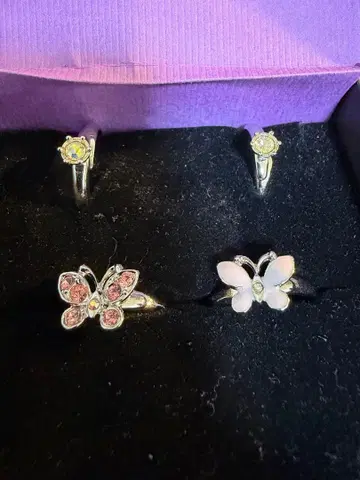 ANNA SUI 버터플라이 반지 & 스톤 반지 4종 세트 박스 포함