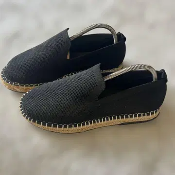 새상품 ZARA 블랙 메쉬 슬립온