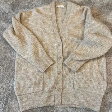새상품급 [ KURASHI & Trips ] 베이지 긴팔 가디건