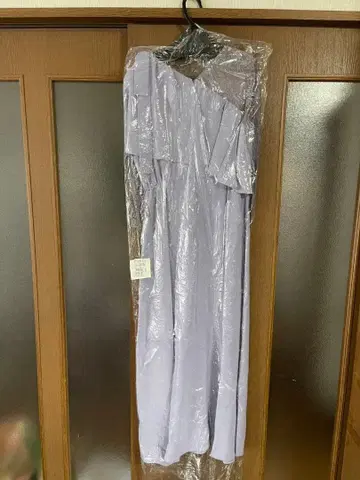 [ 미사용 새상품 ] Rire Fete 라벤더 원 숄더 드레스