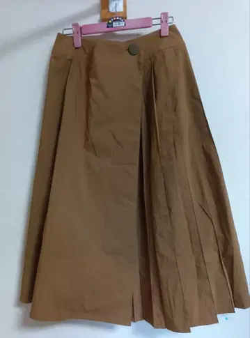 호코모모라 스커트