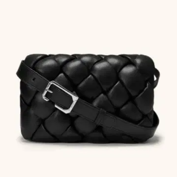 JW PEI 뜨개질 숄더백 블랙