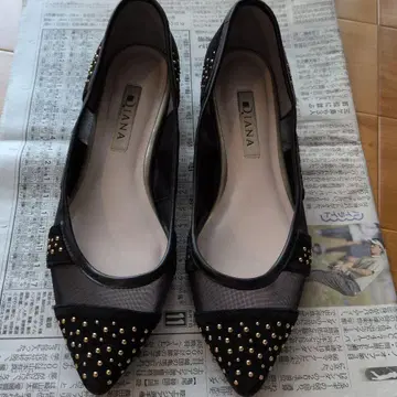 DIANA 스터드 펌프스 23cm