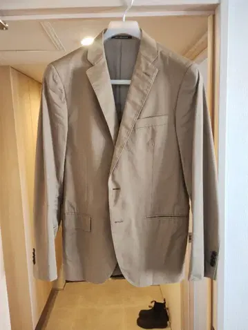 베이지 테일러드 자켓