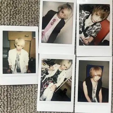 ACME DIV CHISA 님 폴라로이드