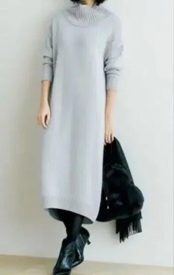 E by eclat 보틀넥 니트 원피스