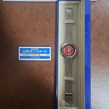 CITIZEN 빨간색 다이얼 메쉬 밴딩 손목시계 1481010