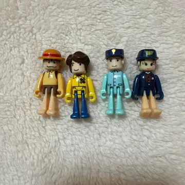 캐릭터 인형 4체 세트