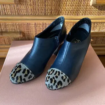 천연 가죽 부티 네이비 레오파드 무늬 송치