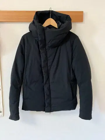 KAZUYUKI KUMAGAI ATTACHMENT 다운 자켓 BLK