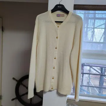 Rainbow Scotland 100% 캐시미어 가디건 골드 버튼