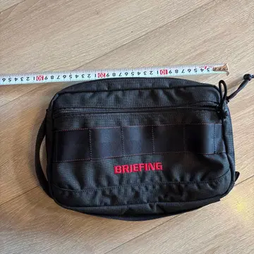 BRIEFING(브리핑) 클러치백